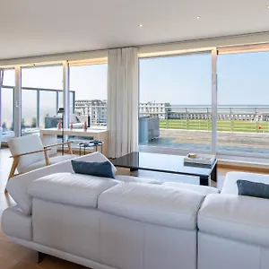 Appartement Penthouse With Seaview, Oostende